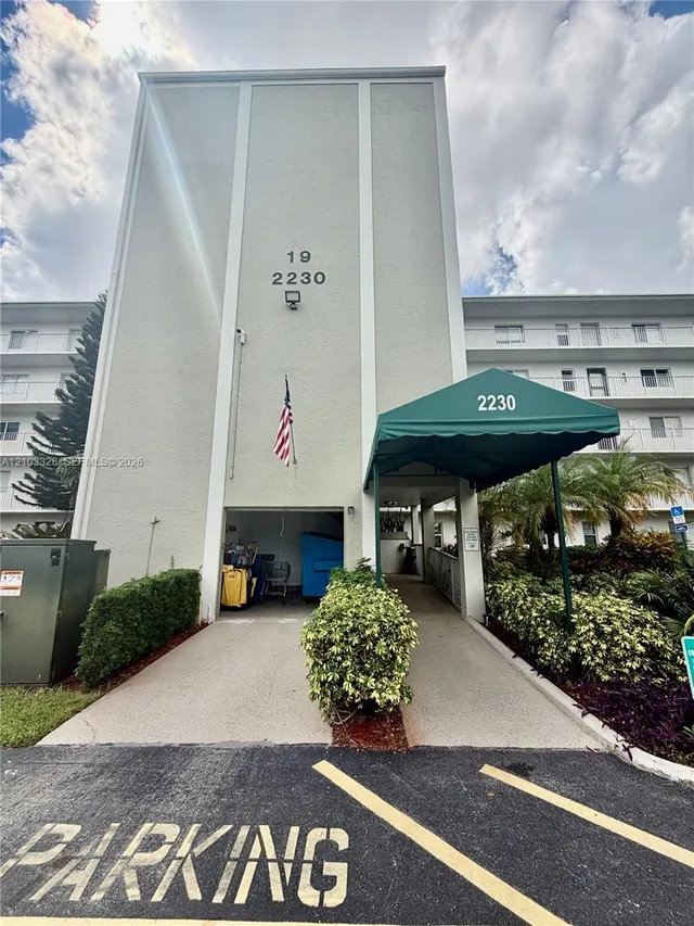 2-bedroom home at 2230 N Cypress Bend Drive #308, Pompano Beach