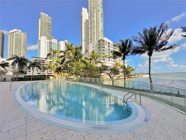 3-bedroom rental at 460 NE 28th Street #1708, Miami