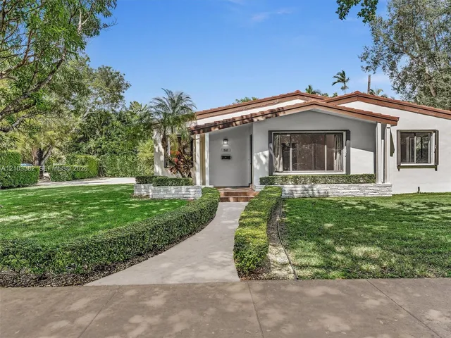 4-bedroom rental at 1545 Mantua Avenue, Coral Gables
