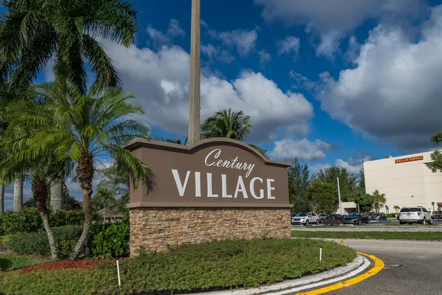 1-bedroom home at 71 Canterbury C, West Palm Beach