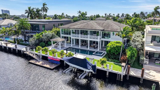 5-bedroom home at 650 ISLE OF PALMS Drive, Fort Lauderdale
