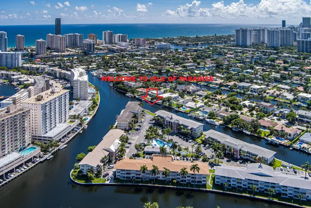 2-bedroom home at 460 Paradise Isle Boulevard #101, Hallandale Beach