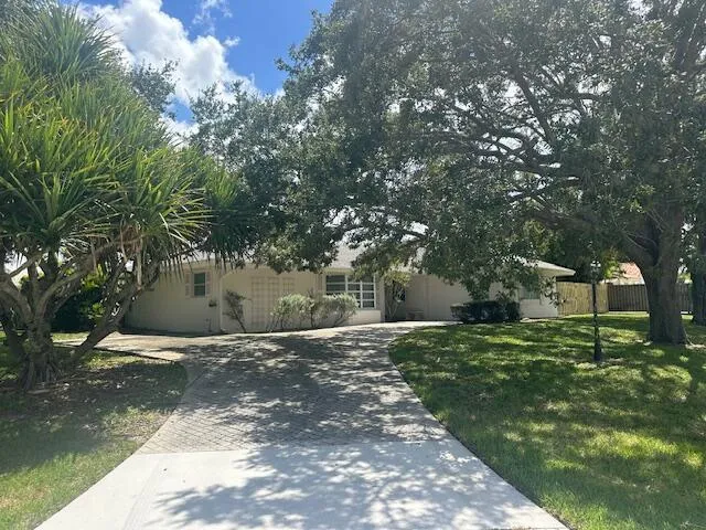 3-bedroom rental at 10881 Magnolia Street, Palm Beach Gardens