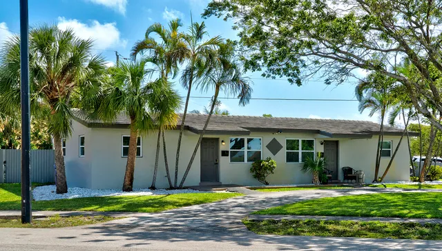 2-bedroom rental at 101 NE 35th Street #B, Pompano Beach