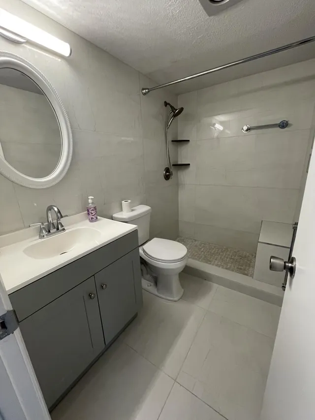 1-bedroom rental at 251 SHEFFIELD K, West Palm Beach