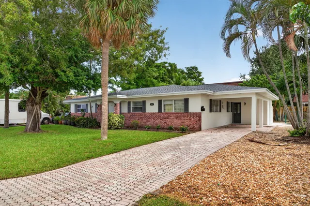 3-bedroom rental at 2010 NE 33RD Street, Lighthouse Point