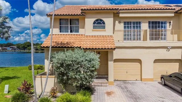 3-bedroom home at 723 NE 195th Street, Miami