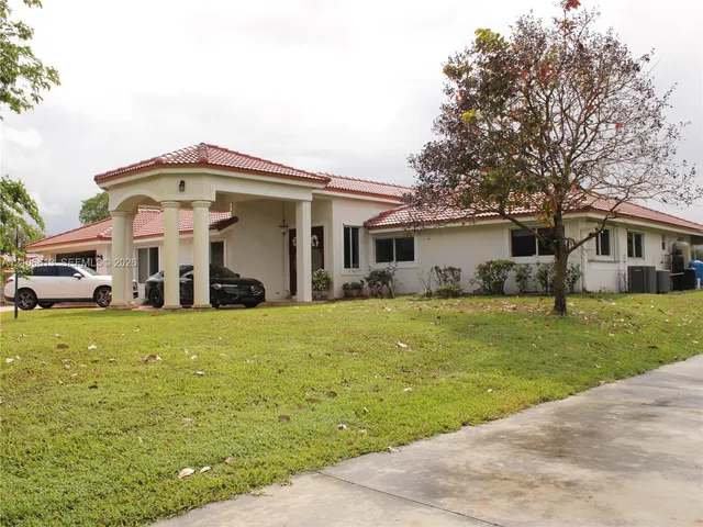 5-bedroom home at 4931 SW 167th Avenue, Southwest Ranches