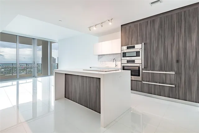 1-bedroom home at 851 NE 1st Avenue #2100, Miami