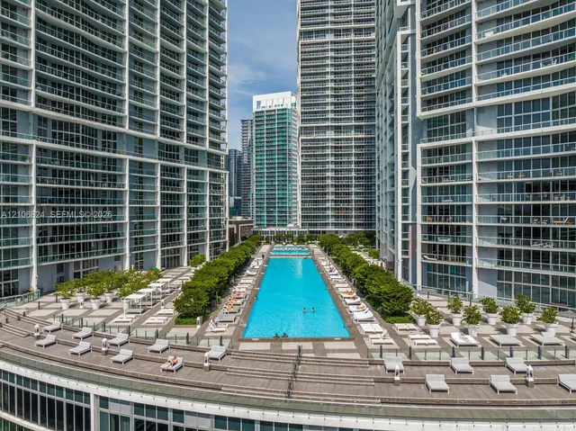 2-bedroom home at 485 Brickell Avenue #4104, Miami