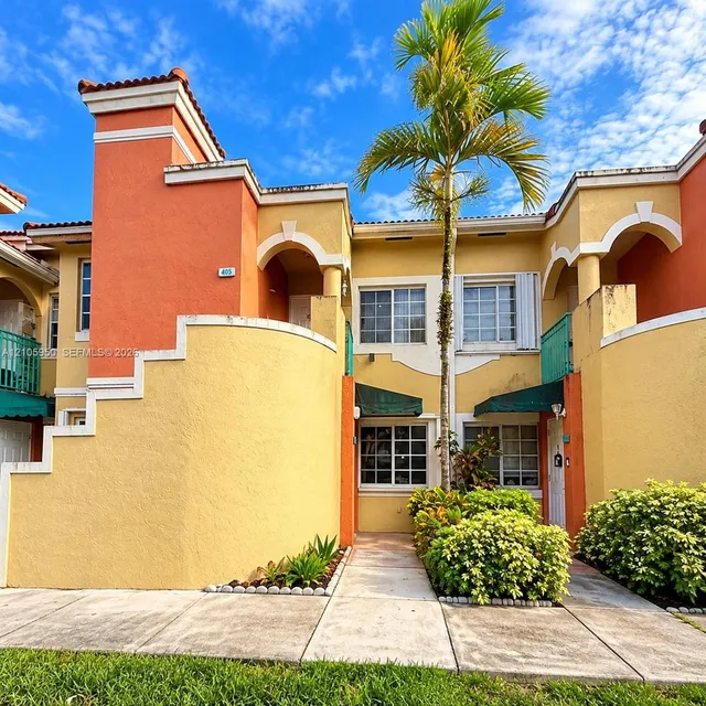 2-bedroom rental at 7085 NW 173rd Drive #405, Hialeah