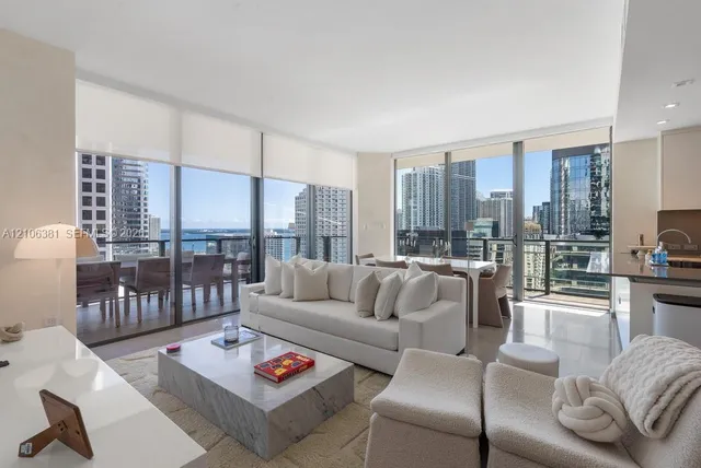 2-bedroom rental at 68 SE 6th Street #1701, Miami
