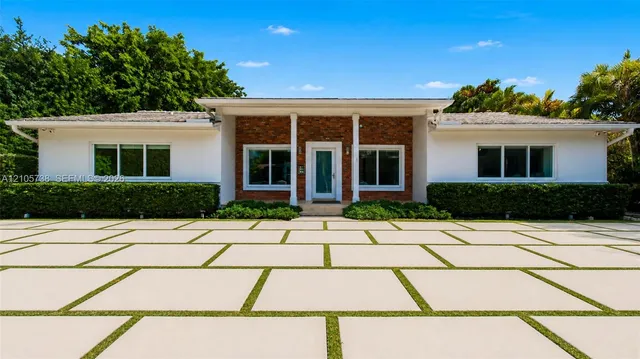 4-bedroom rental at 530 Sabal Palm Road, Miami