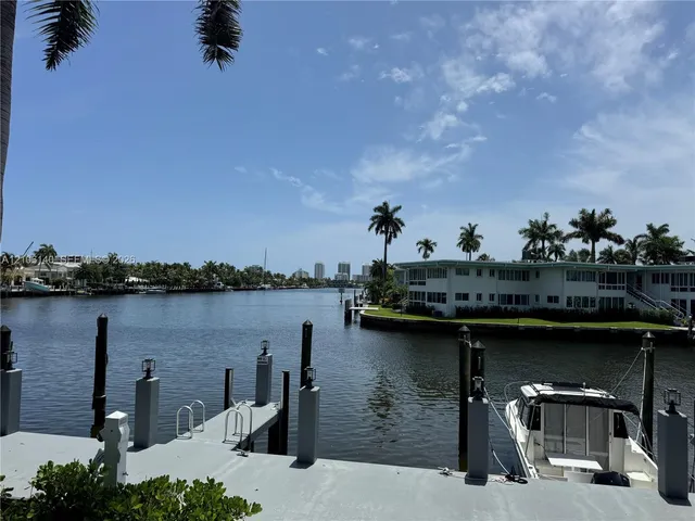 1-bedroom rental at 508 Hendricks Isle #3, Fort Lauderdale