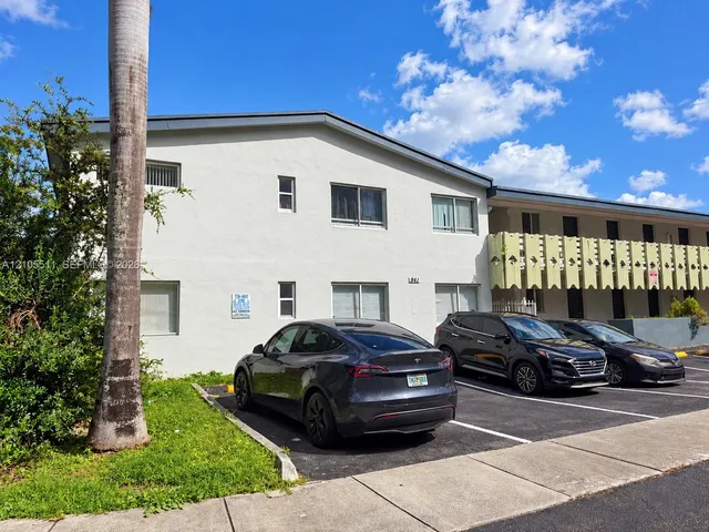 3-bedroom rental at 941 NE 169th Street #222, North Miami Beach