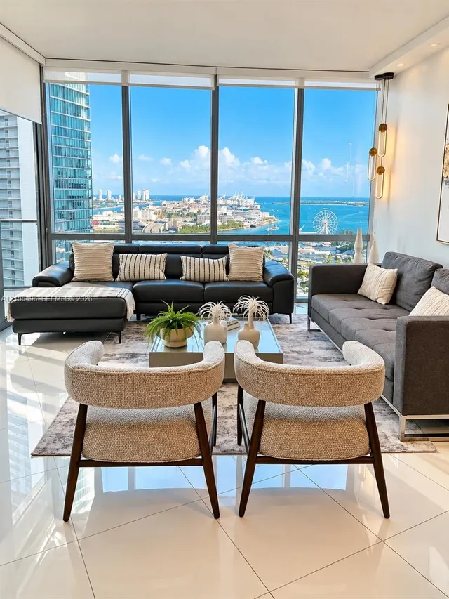2-bedroom rental at 851 NE 1st Avenue #2309, Miami