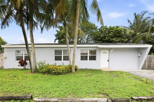 3-bedroom rental at 7060 Hood Street, Hollywood