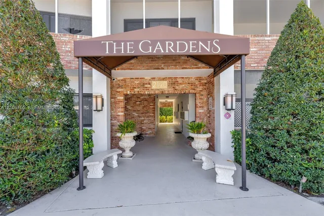2-bedroom rental at 2190 NE 51 St Court #201, Fort Lauderdale