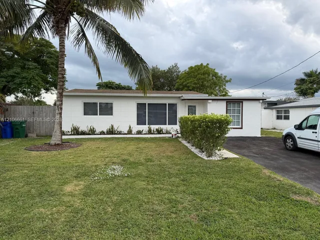 3-bedroom rental at 6318 NW 24th Court, Margate