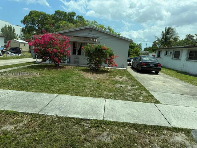 2-bedroom rental at 3810 SW 25th St # #1, West Park