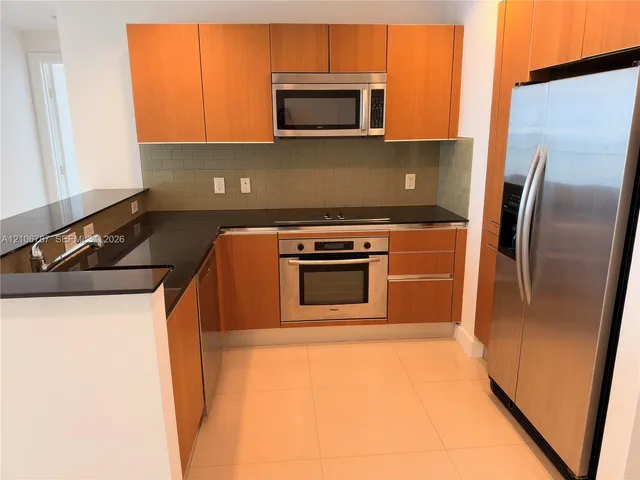 2-bedroom rental at 1060 Brickell Avenue #2507, Miami