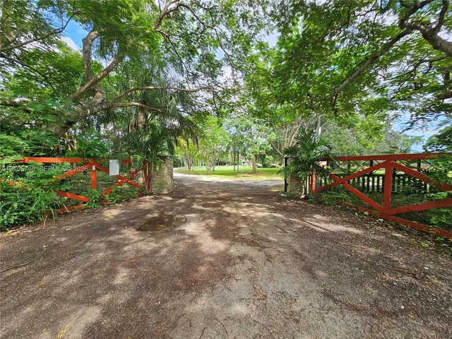 Land at 23601 SW 187th Avenue, Homestead