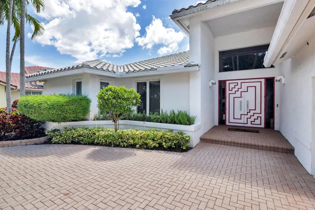 4-bedroom home at 12 SUTTON Drive, Boynton Beach