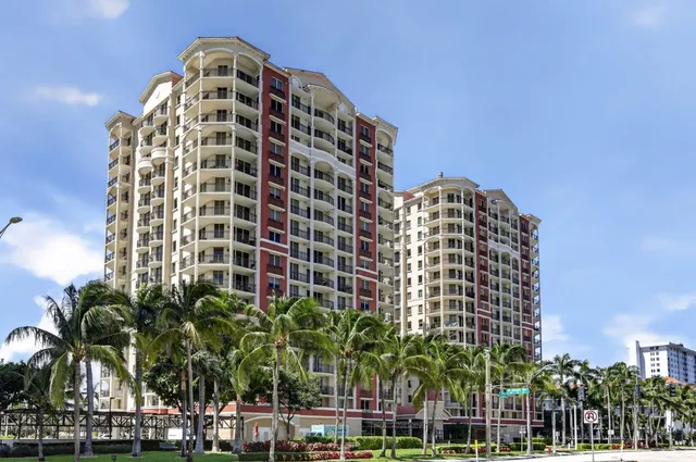 2-bedroom home at 2011 N OCEAN Boulevard #205, Fort Lauderdale