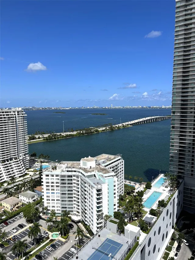 3-bedroom rental at 501 NE 31ST Street #2701, Miami