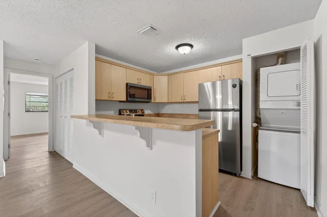 2-bedroom rental at 4983 NW 95th Avenue, Sunrise