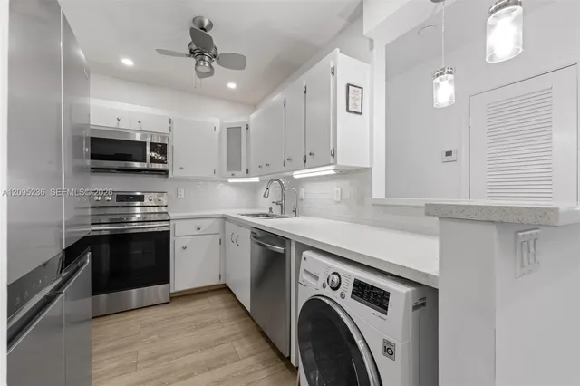2-bedroom home at 2210 NE 56th Place #123, Fort Lauderdale