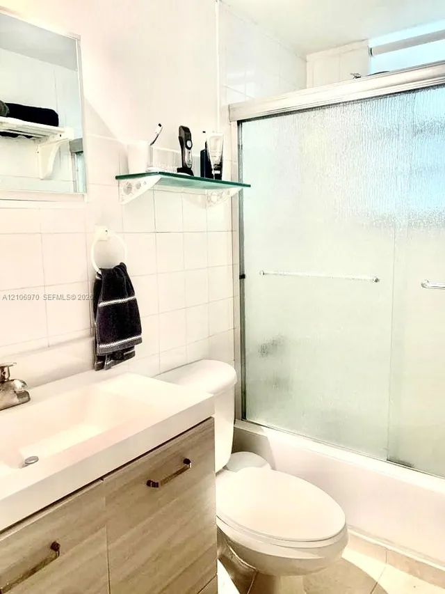 1-bedroom rental at 8540 Byron Avenue #1B, Miami Beach