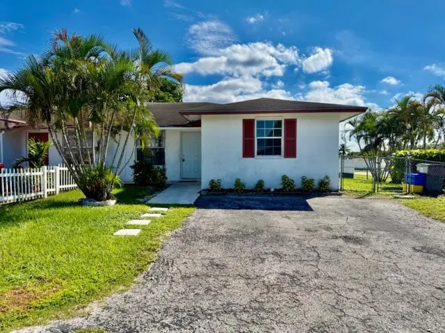 3-bedroom home at 5288 E Cannon Way, West Palm Beach