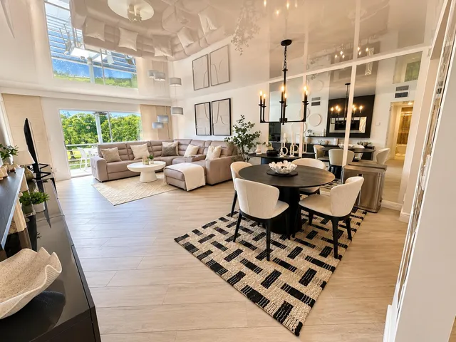 2-bedroom home at 9241 SUNRISE LAKES Boulevard #308, Sunrise