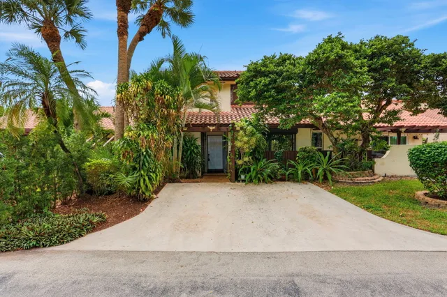 3-bedroom home at 6850 TIBURON Drive, Boca Raton