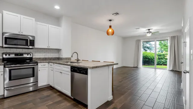 3-bedroom home at 366 SE 1ST Way, Deerfield Beach