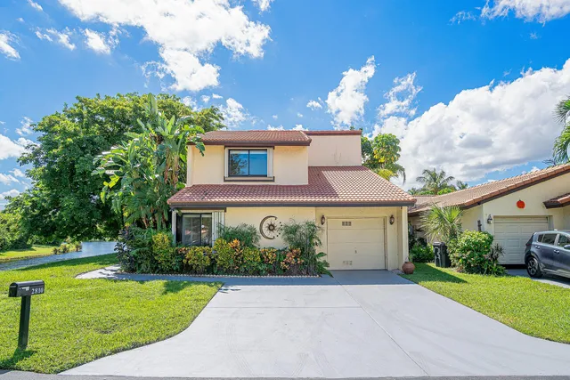 4-bedroom home at 2810 SAND PINES Court, Lake Worth