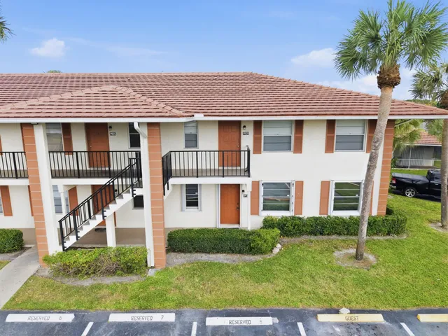 3-bedroom home at 9939 THREE LAKES Circle #14H, Boca Raton