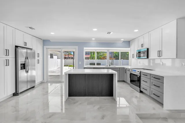 4-bedroom home at 5000 ADAMS Street, Hollywood