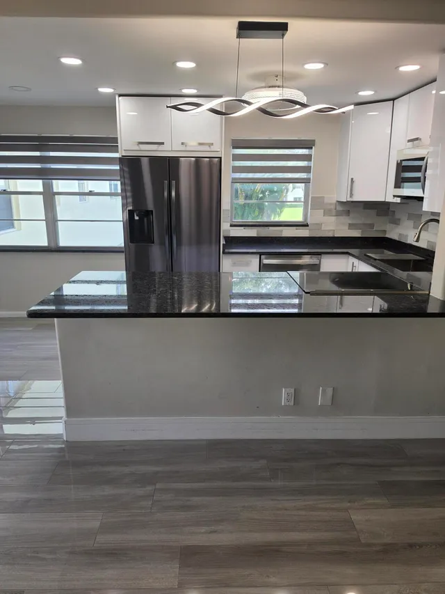 2-bedroom rental at 235 Dorset Drive #235, Boca Raton