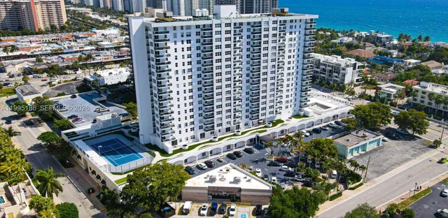 2-bedroom home at 3015 N Ocean Boulevard #4L, Fort Lauderdale
