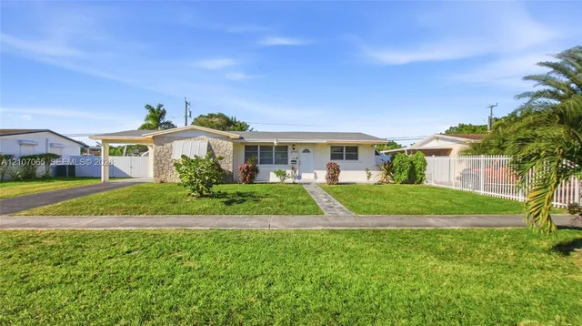 3-bedroom home at 15405 SW 298th Terrace, Homestead