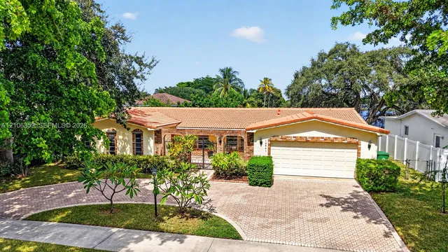 3-bedroom home at 10541 Taft Street, Pembroke Pines