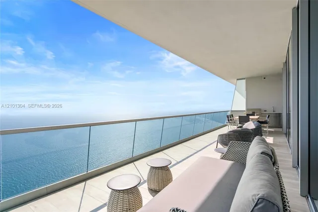 4-bedroom home at 18501 Collins Avenue #5101, Sunny Isles Beach