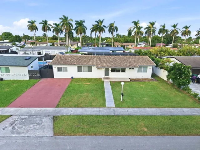 4-bedroom home at 9551 SW 49th Street, Miami