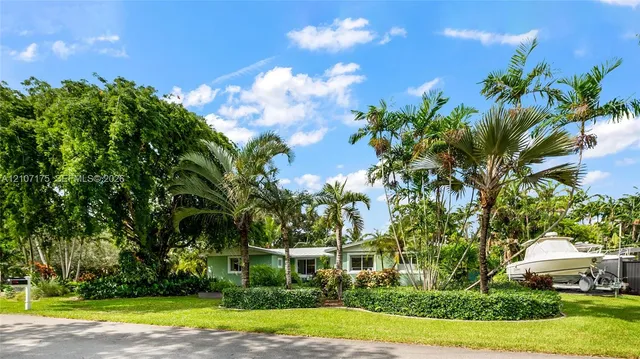 4-bedroom home at 17550 SW 86th Avenue, Palmetto Bay