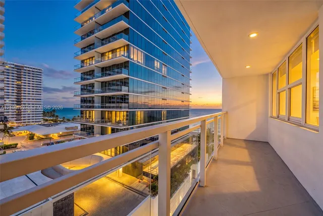 2-bedroom home at 2030 S Ocean Drive #723, Hallandale Beach