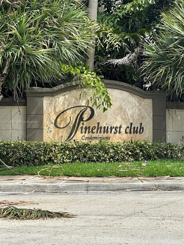 2-bedroom rental at 420 S Park Road #308, Hollywood