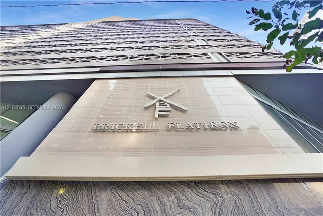 1-bedroom rental at 1000 Brickell Plaza #1906, Miami