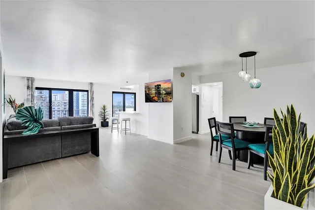 2-bedroom rental at 1201 S Ocean Drive #908S, Hollywood